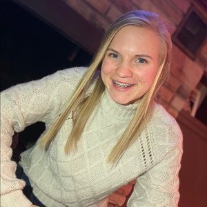 Meet your Posher, Kenzie